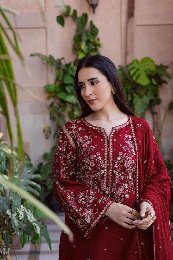 Style-FF 1102 Embroidered 3 pc Unstitched Lawn Dress