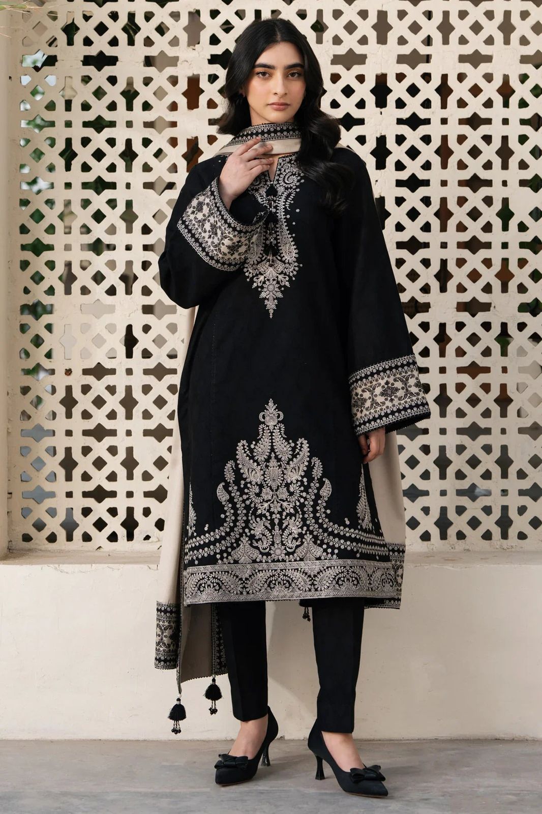 Style-FF 1103 Embroidered 3 pc Unstitched Lawn Dress